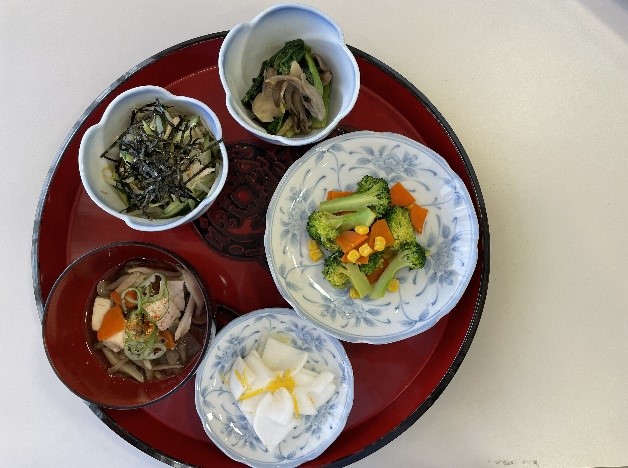 野菜たっぷりの食事