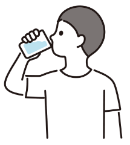 水を飲む男性