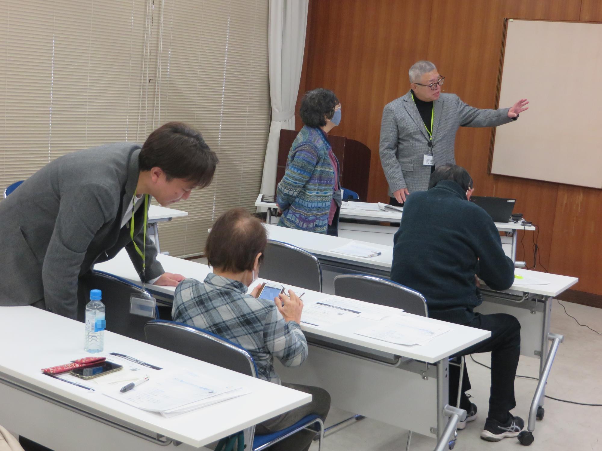 スマホ教室の様子