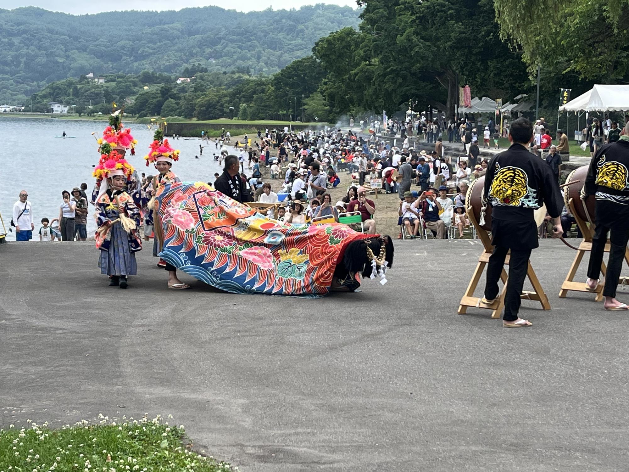 曙獅子舞
