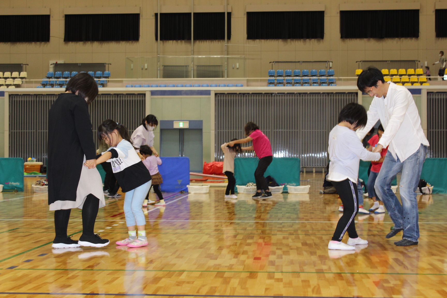 みとよこども図書館入口写真