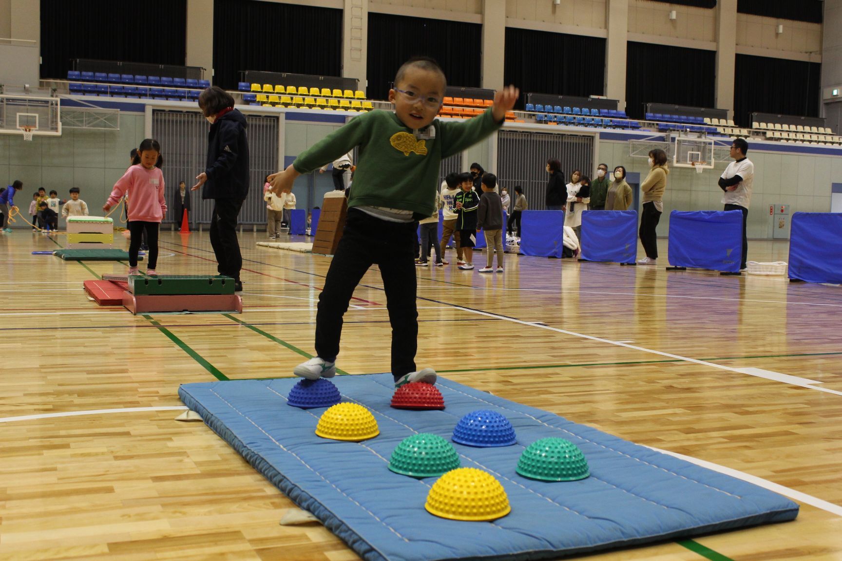 サーキット遊び中