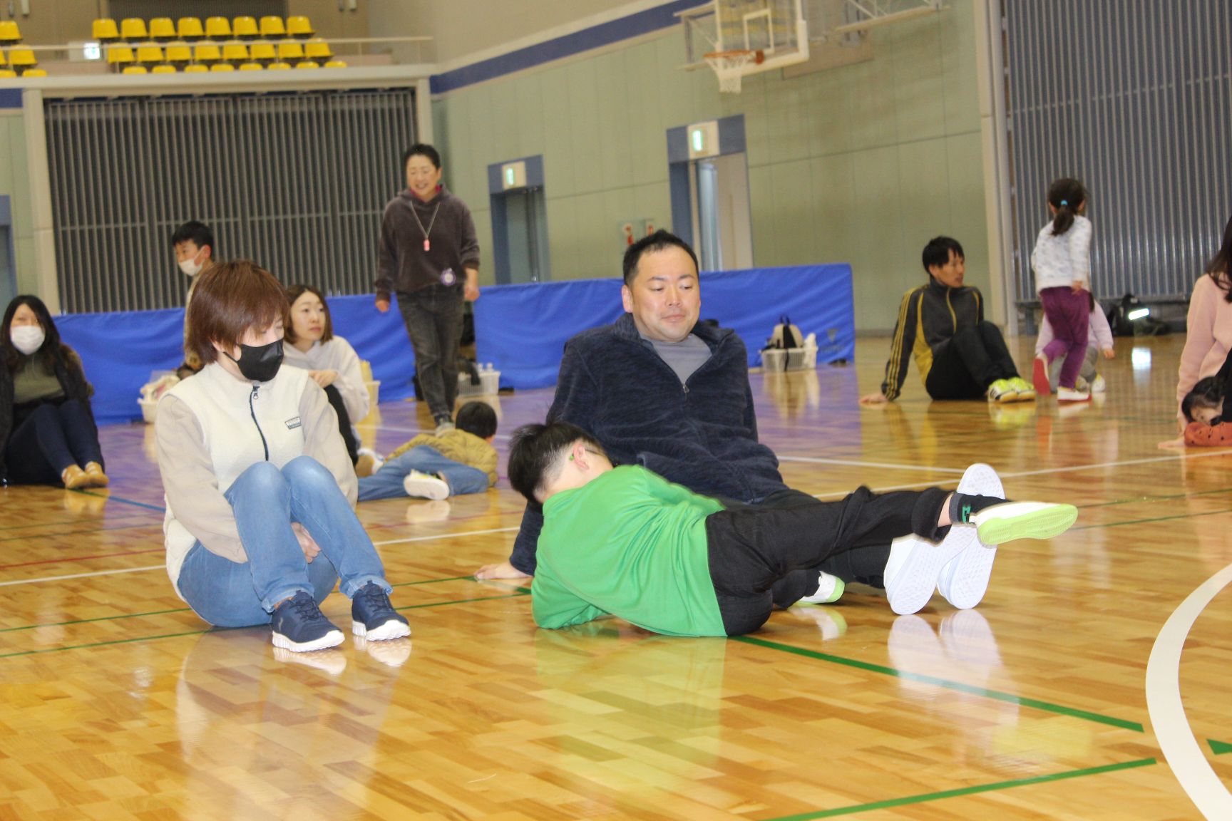 親子運動遊び中