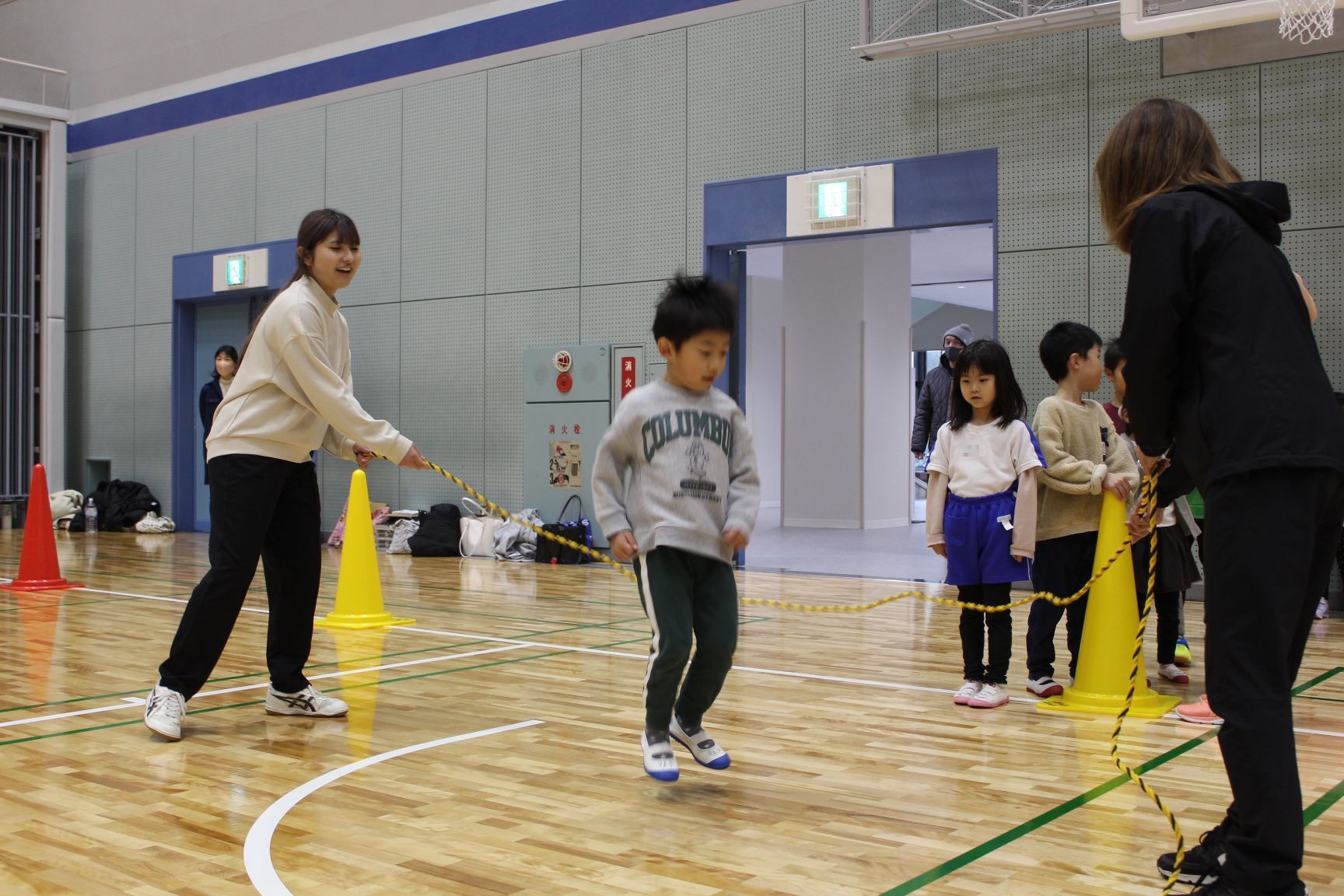 サーキット遊び 縄跳び