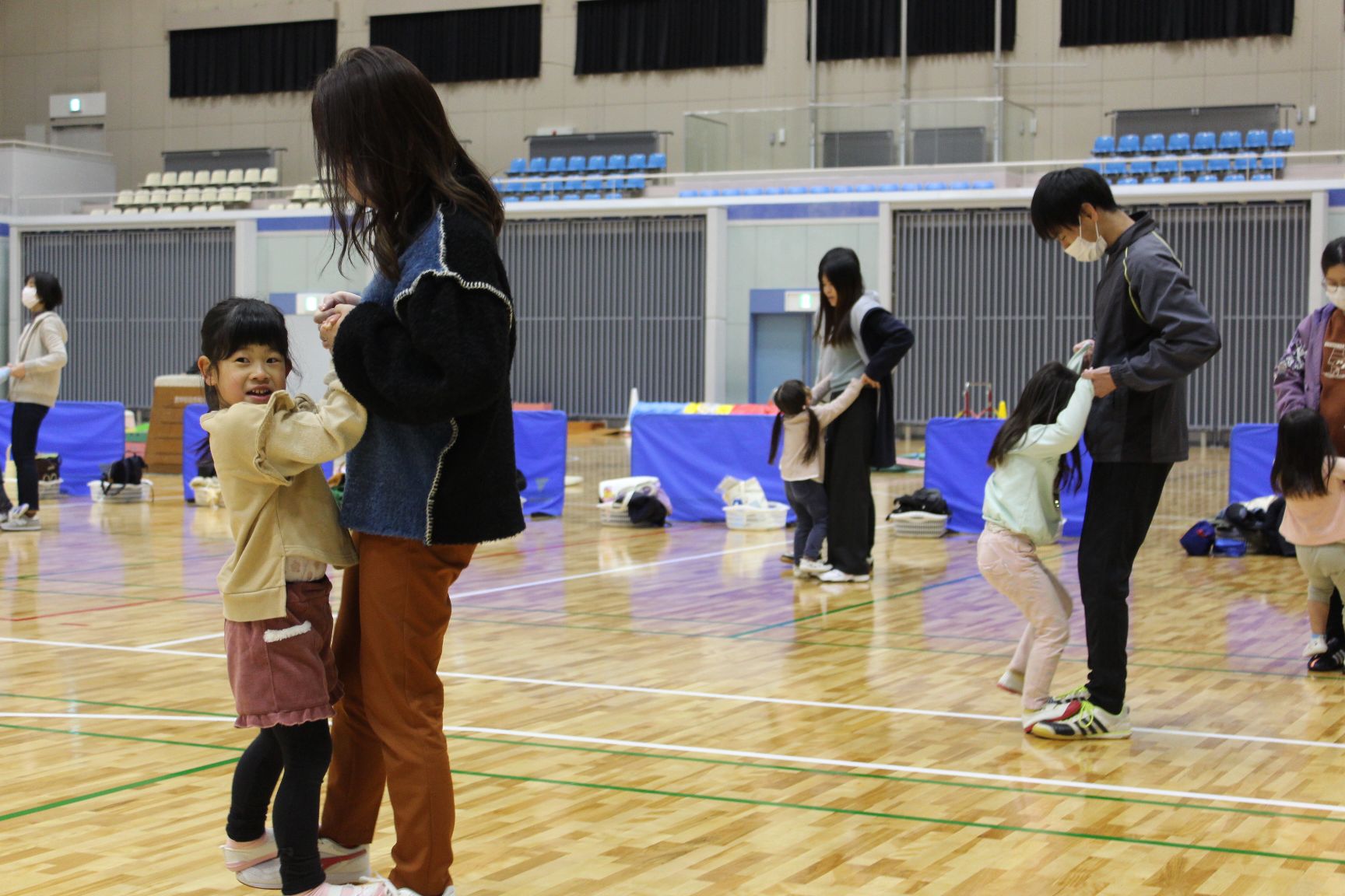 親子運動遊び中