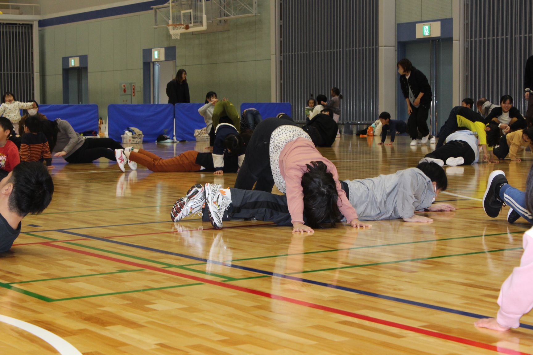 親子運動遊び中