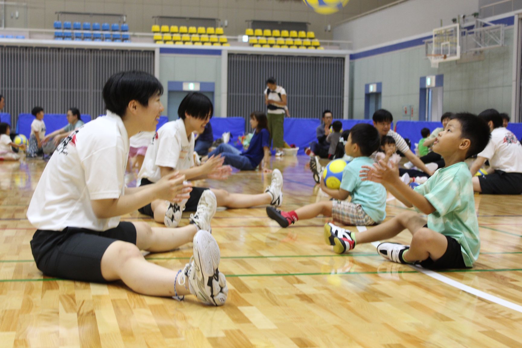 四国学院大学香川西高等学校スマイルプロジェクト同好会と子供たちの交流