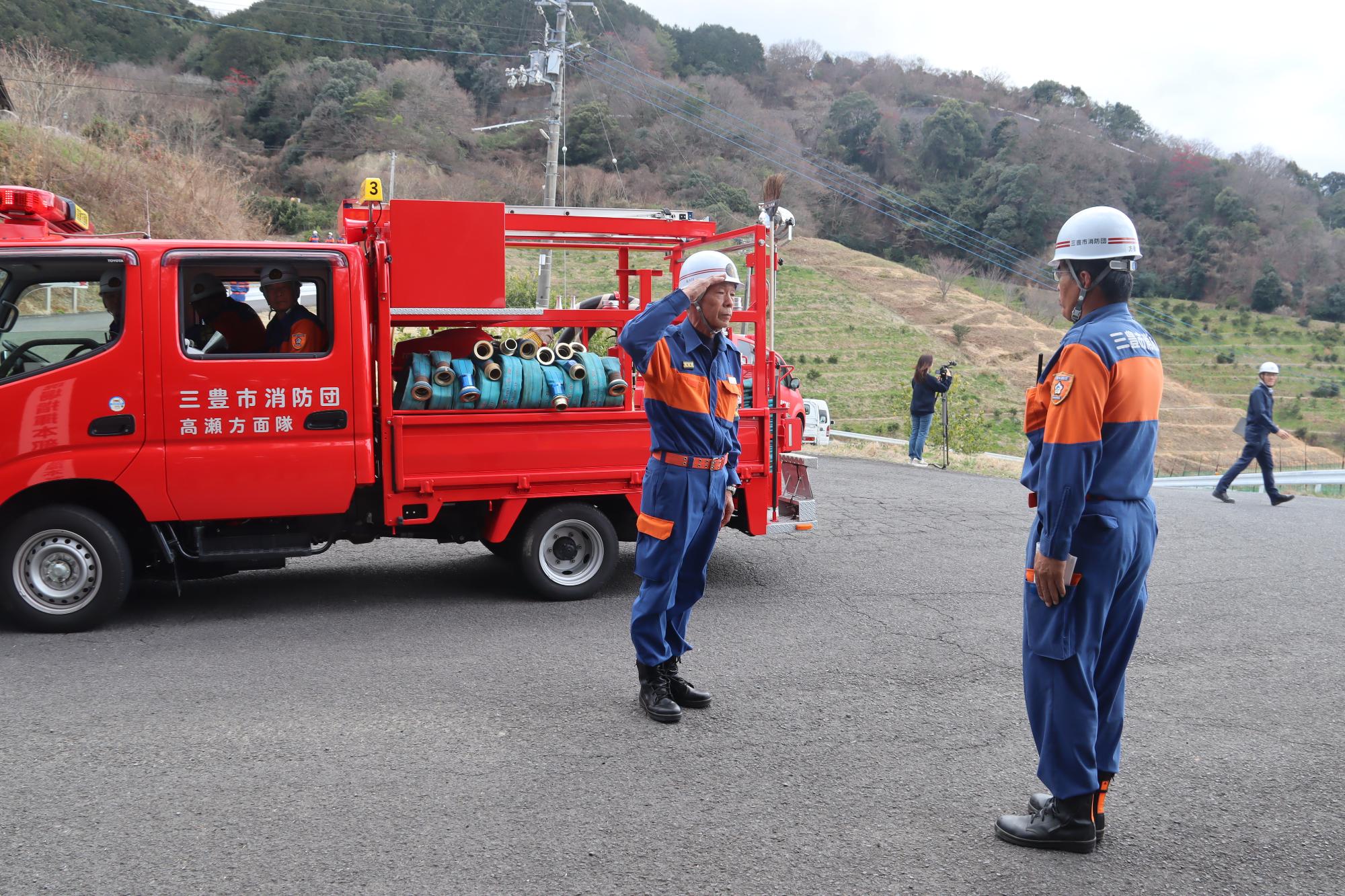 各方面隊の消防団員が報告
