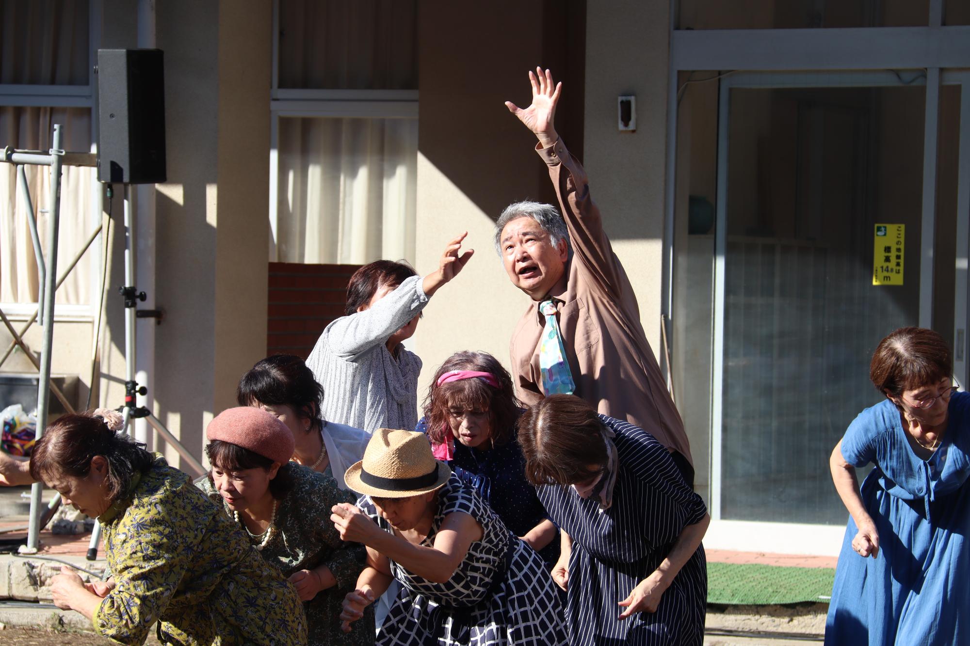 ダンスパフォーマンス