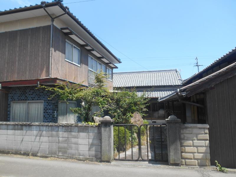 458 菜園付き 平屋の母屋と2階建の離れがある家 三豊市 458 菜園付き 平屋の母屋と2階建の離れがある家 三豊市